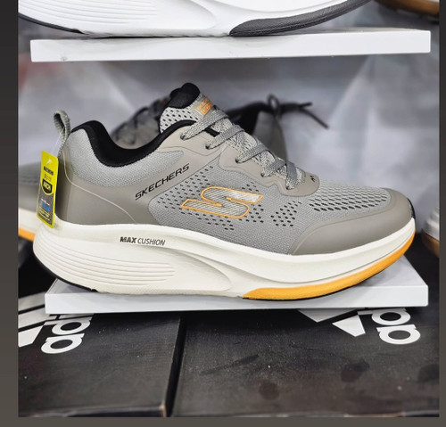 کتونی اسکیچرز ویتنامی وارداتی مستر کوالیتی a , سایز ۴۰ تا ۴۵تنوع در ۳ رنگ جذاب.skechers max cushion