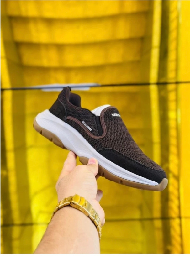کتونی ویتنامی اسکیچرز سایز ۴۰ تا ۴۵ فروش بصورت عمده و تک . تنوع در ۸ رنگ جذاب .skechers