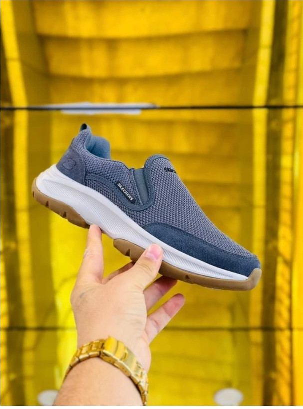 کتونی ویتنامی اسکیچرز سایز ۴۰ تا ۴۵ فروش بصورت عمده و تک . تنوع در ۸ رنگ جذاب .skechers