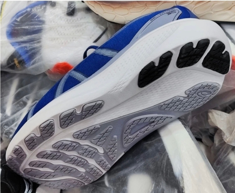 کتونی ویتنامی اسیکس ژا کایانو ۳۰ سایز ۴۰ تا ۴۵ فروش بصورت عمده و تک . Asics Gel Kayano30