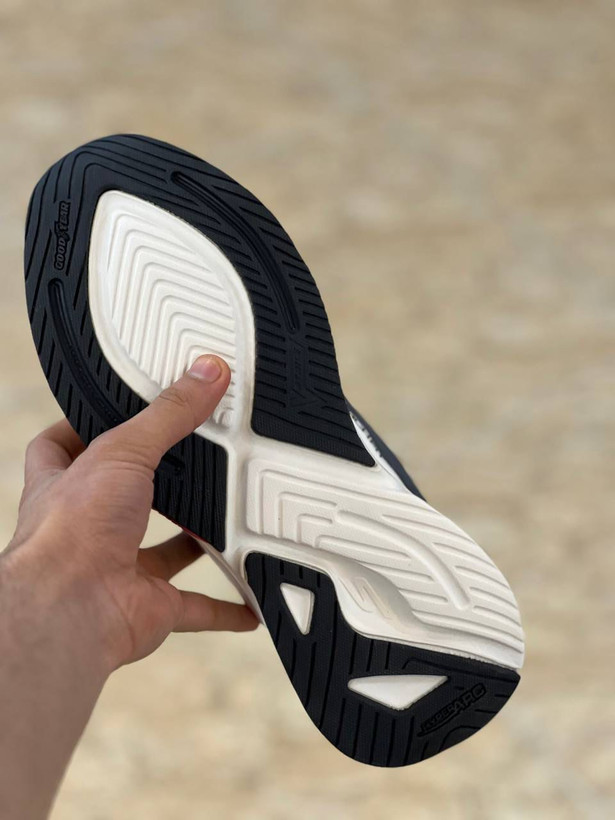 کتونی ویتنامی اسکیچرز سایز ۴۰ تا ۴۵ . فروش بصورت عمده و تک skechers hyper burst