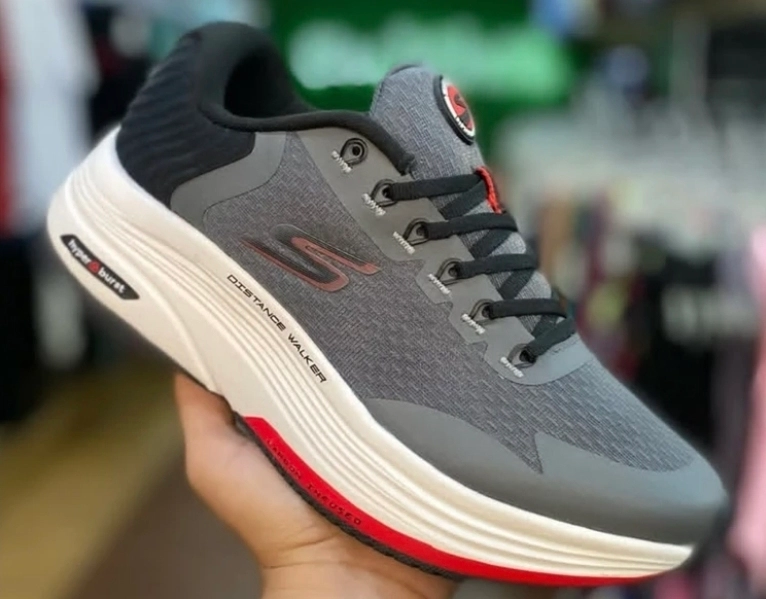 کتونی ویتنامی اسکیچرز سایز ۴۰ تا ۴۵ . فروش بصورت عمده و تک skechers hyper burst