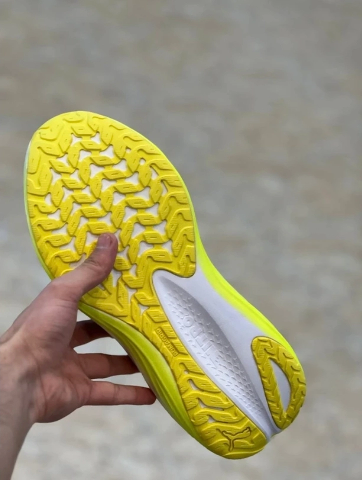 کتونی ویتنامی پوما تیترو سایز ۴۱ تا ۴۵ . فروش بصورت عمده و تک . Puma magmax nitro