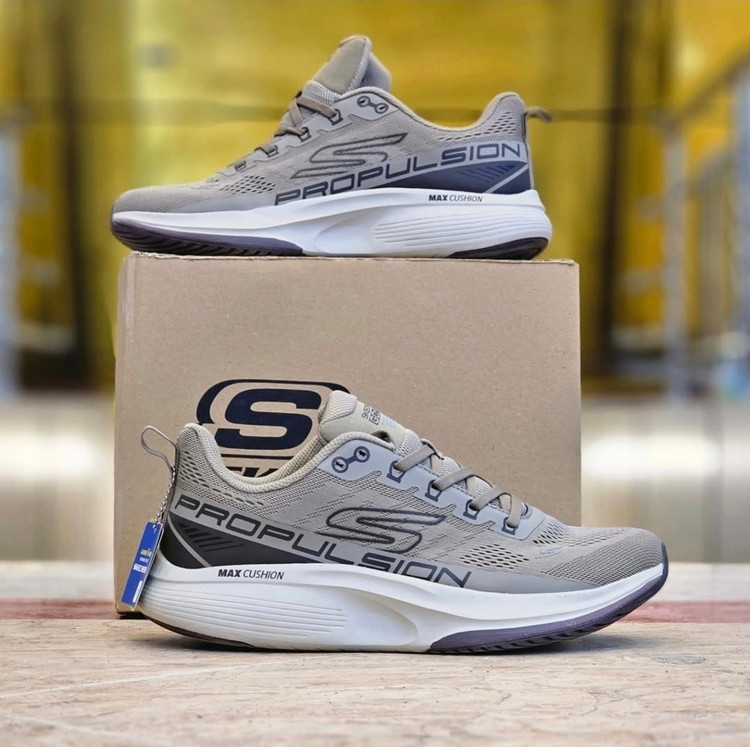 کتونی اسکیچرز سایز ۴۰ تا ۴۵ تنوع در ۴ رنگ جذاب وارداتی ویتنام .skechers max cushioning terminus sneaker