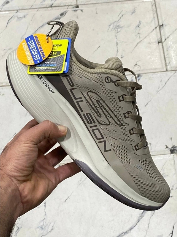 کتونی اسکیچرز سایز ۴۰ تا ۴۵ تنوع در ۴ رنگ جذاب وارداتی ویتنام .skechers max cushioning terminus sneaker