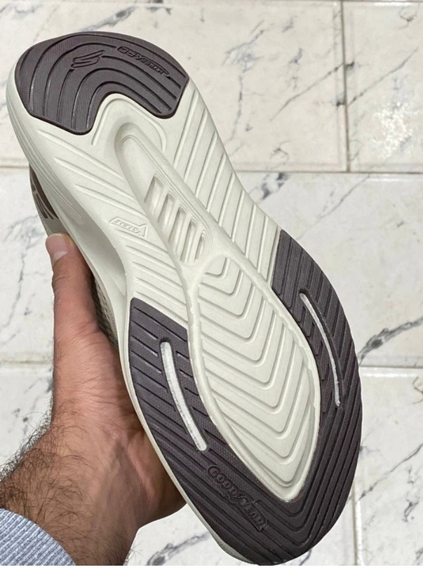 کتونی اسکیچرز سایز ۴۰ تا ۴۵ تنوع در ۴ رنگ جذاب وارداتی ویتنام .skechers max cushioning terminus sneaker
