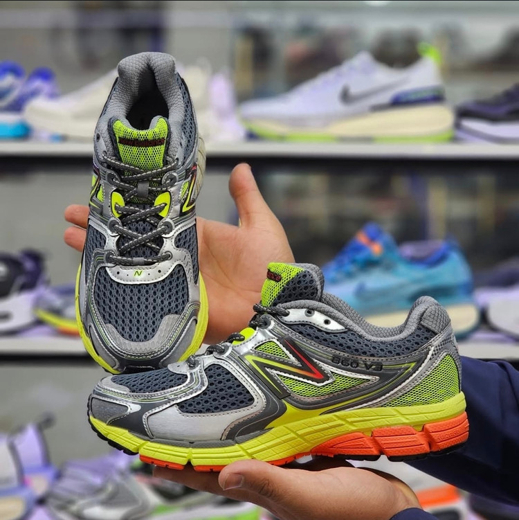 کتونی نیوبالانس ۸۶۰ .تور درشت . ساخت ویتنام .سایز۴۰ تا ۴۵ تنوع و رنگبندی جذاب newbalance 860 v3 vietnam