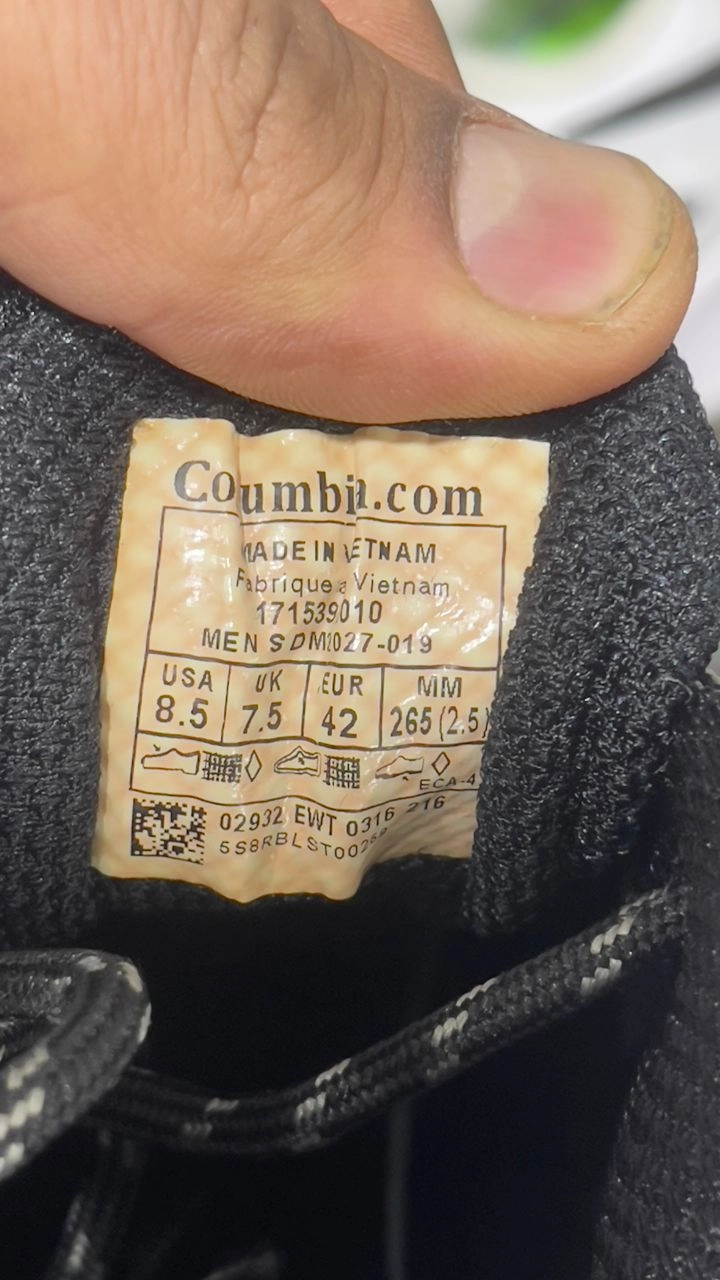کتونی ویتنامی کلمبیا گورتکس . سایز ۴۰ تا ۴۵ . وارداتی ویتنام فروش بصورت عمده و تک . Columbia waterproof hiking boots &shoes