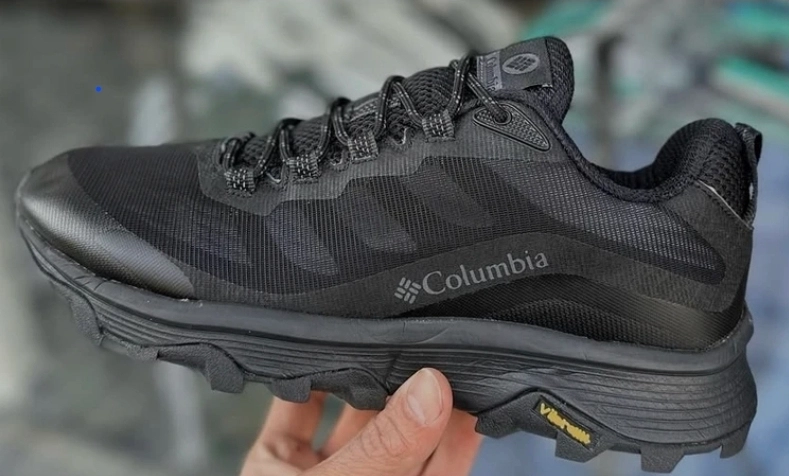 کتونی ویتنامی کلمبیا گورتکس . سایز ۴۰ تا ۴۵ . وارداتی ویتنام فروش بصورت عمده و تک . Columbia waterproof hiking boots &shoes