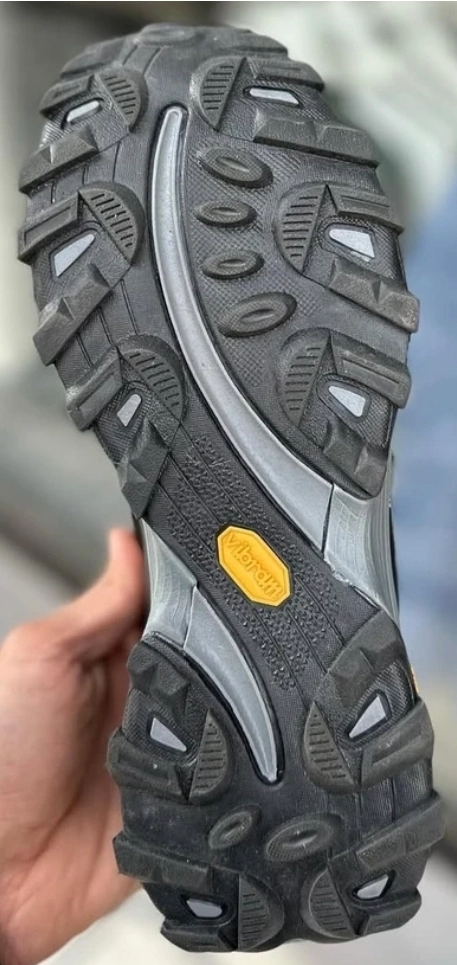 کتونی ویتنامی کلمبیا گورتکس . سایز ۴۰ تا ۴۵ . وارداتی ویتنام فروش بصورت عمده و تک . Columbia waterproof hiking boots &shoes