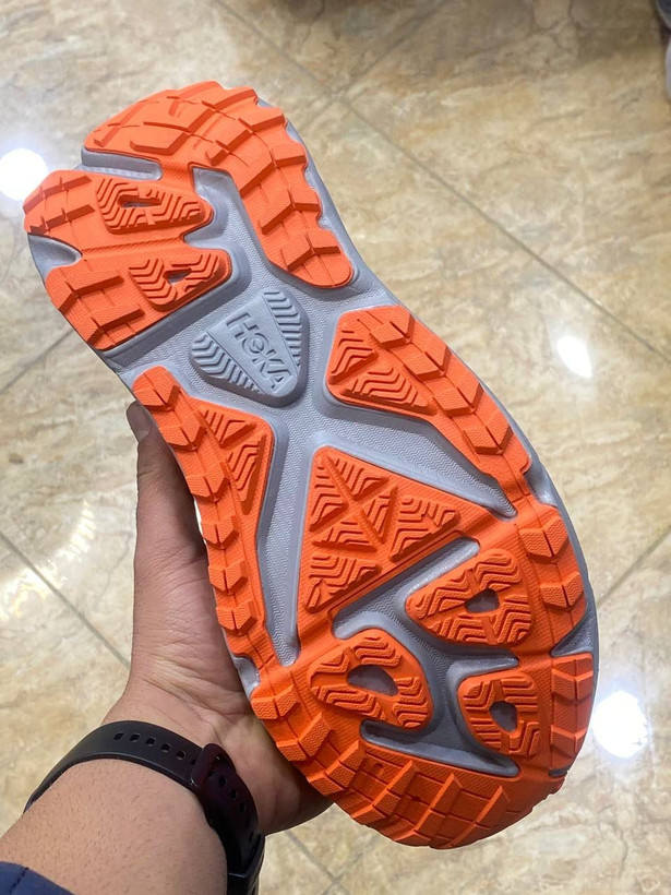 کتونی هوکا استین سون ۷Hoka stinson 7ساخت ویتنام