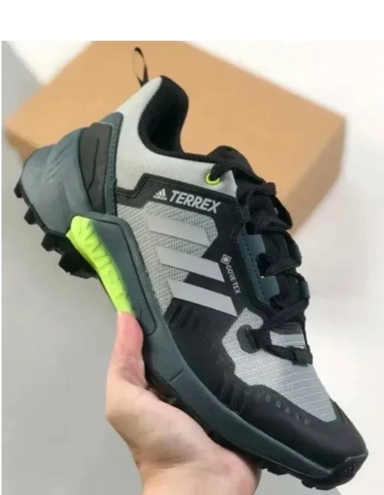 کتونی ویتنامی آدیداس ترکس وارداتی ویتنام سایز ۴۰ تا.۴۵ Adidas Terrex Swift R3 Mid GORE-TEX