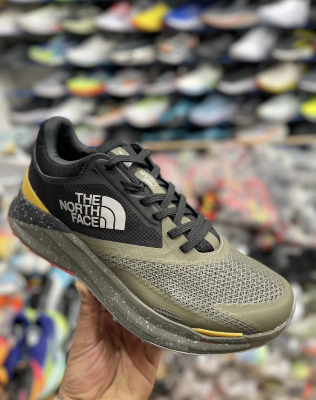 کتونی ویتنامی نورث فیس وارداتی ویتنام سایز ۴۰ تا ۴۵ فروش بصورت عمده و تک . The north face vectiv enduris 3 shoes