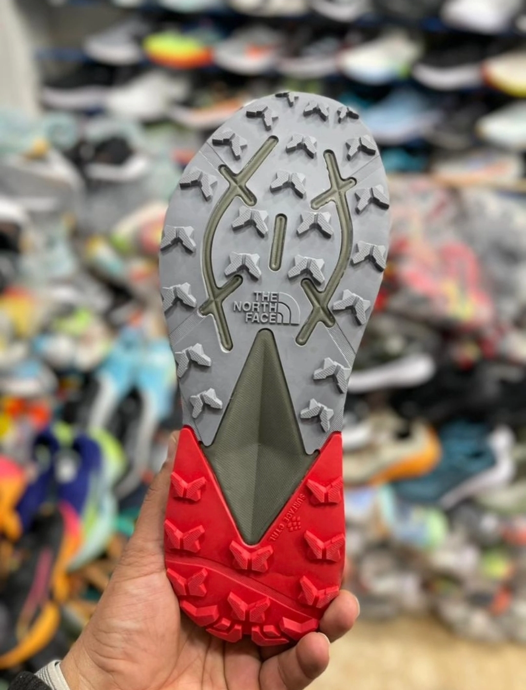 کتونی ویتنامی نورث فیس وارداتی ویتنام سایز ۴۰ تا ۴۵ فروش بصورت عمده و تک . The north face vectiv enduris 3 shoes