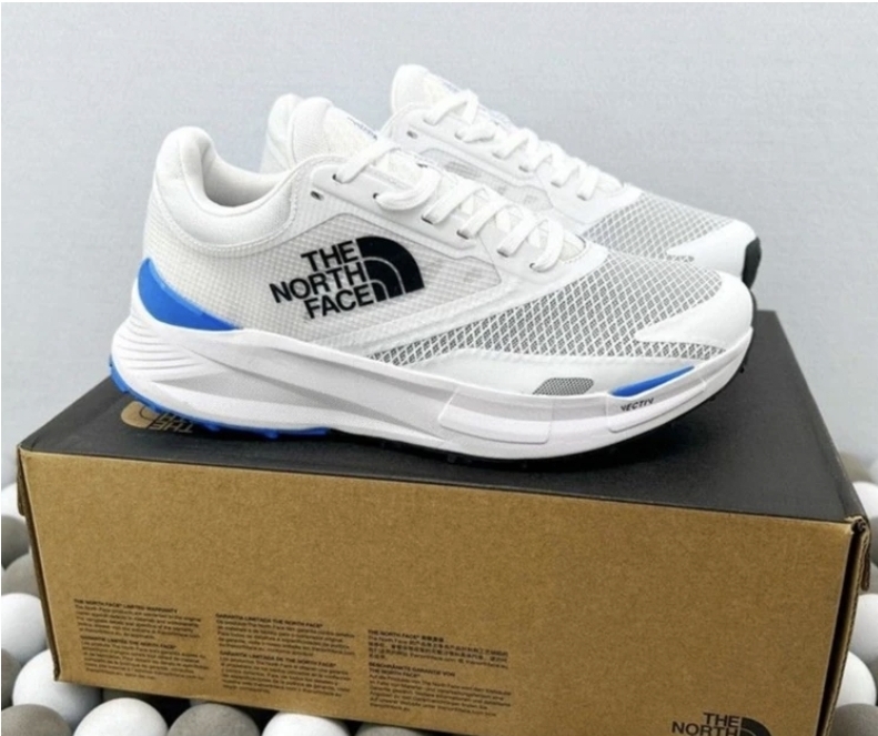 کتونی ویتنامی نورث فیس وارداتی ویتنام سایز ۴۰ تا ۴۵ فروش بصورت عمده و تک . The north face vectiv enduris 3 shoes