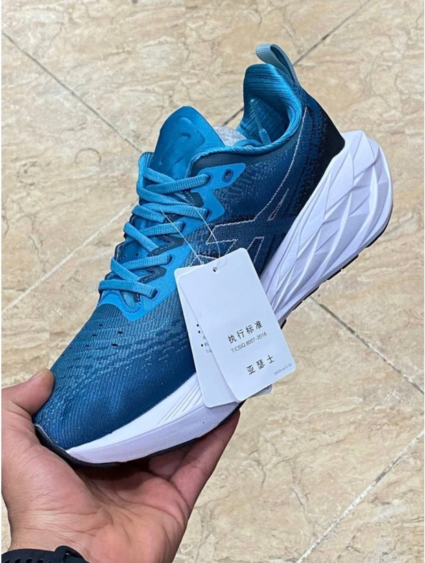 کتونی ویتنامی اسیکس نوابلاست سایز ۴۰ تا ۴۵ ، وارداتی ویتنام فروش بصورت عمده و تک asics nova blast 4