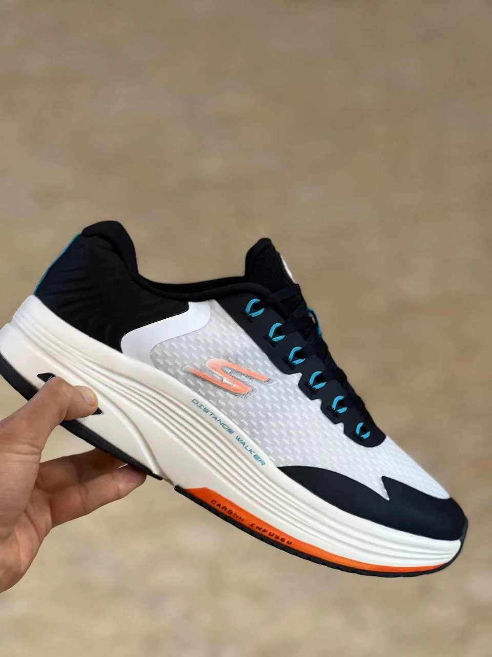 کتونی ویتنامی اسکیچرز سایز ۴۰ تا ۴۵ . فروش بصورت عمده و تک skechers hyper burst