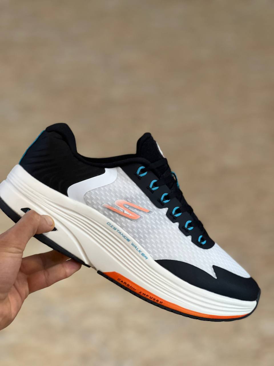 کتونی ویتنامی اسکیچرز سایز ۴۰ تا ۴۵ . فروش بصورت عمده و تک skechers hyper burst