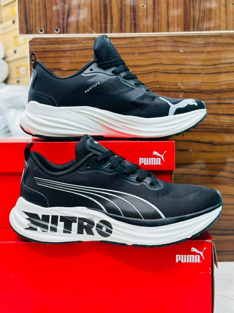 کتونی ویتنامی پوما نیترو سایز ۴۱ تا ۴۵ . همراه با جعبه بارکد دار فروش بصورت عمده و تک . Puma magmax nitro