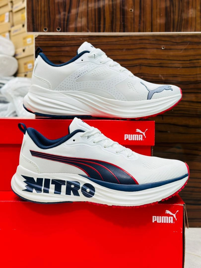 کتونی ویتنامی پوما نیترو سایز ۴۱ تا ۴۵ . همراه با جعبه بارکد دار فروش بصورت عمده و تک . Puma magmax nitro