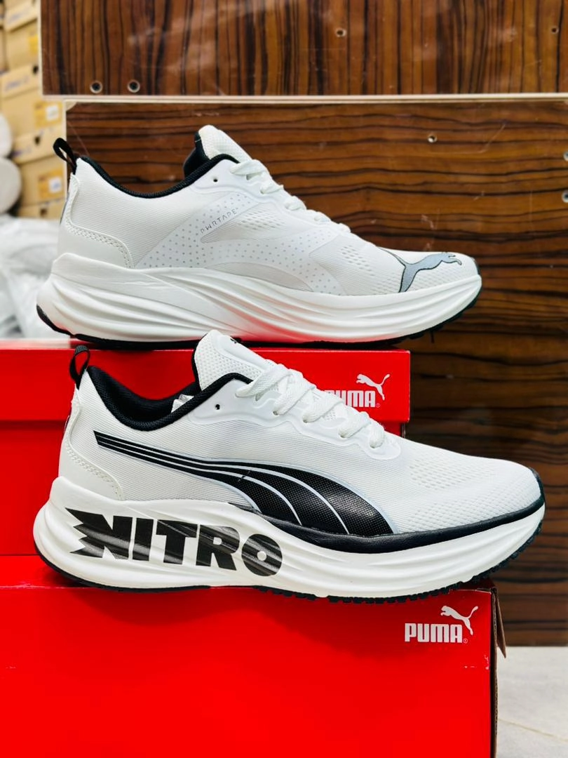 کتونی ویتنامی پوما نیترو سایز ۴۱ تا ۴۵ . همراه با جعبه بارکد دار فروش بصورت عمده و تک . Puma magmax nitro