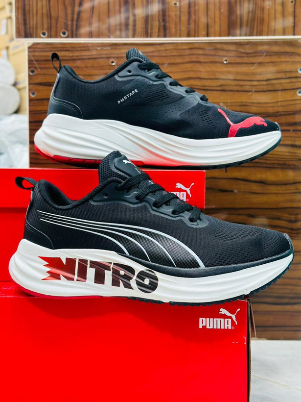 کتونی ویتنامی پوما نیترو سایز ۴۱ تا ۴۵ . همراه با جعبه بارکد دار فروش بصورت عمده و تک . Puma magmax nitro