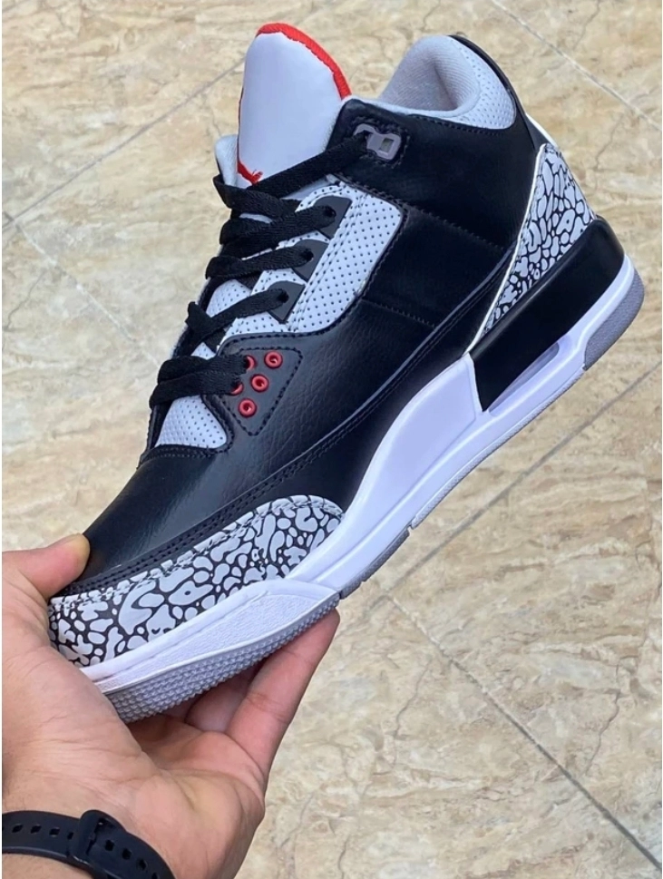 کتونی ویتنامی ایر جردن ۳ . وارداتی ویتنام سایز ۴۰ تا ۴۵. فروش بصورت عمده و تک . Air jordan 3retro
