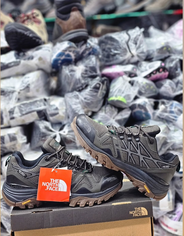 کتونی نورث فیس ، وارداتی ساخت ویتنام سایز ۴۰ تا ۴۵ . فروش بصورت عمده و تک . North Face Hedgehog FastpackGTX