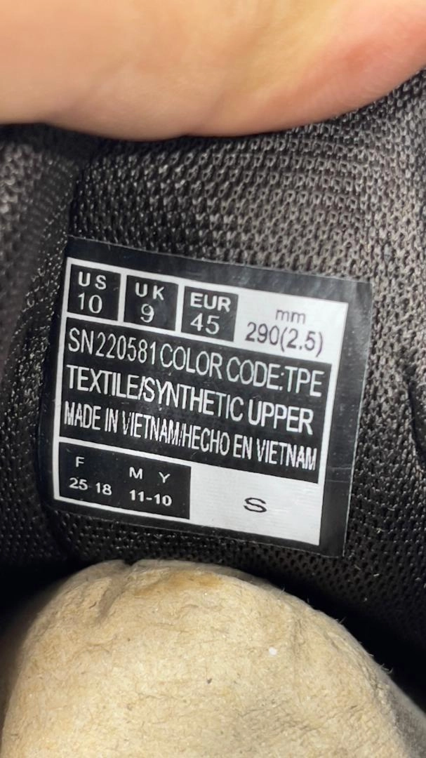 کتونی ویتنامی اسکیچرز طبی و راحت سایز ۴۰ تا ۴۵ وارداتی ویتنام فروش بصورت عمده و تک . Skechers max cushioning