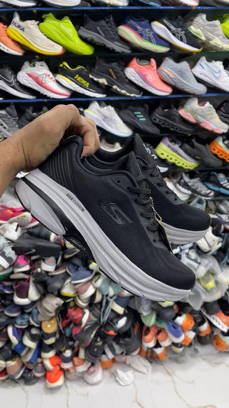 کتونی ویتنامی اسکیچرز طبی و راحت سایز ۴۰ تا ۴۵ وارداتی ویتنام فروش بصورت عمده و تک . Skechers max cushioning