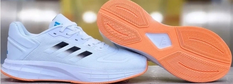 کتونی ادیداس لایت موشن ، وارداتی ساخت ویتنام سایز ۴۱ تا ۴۵ . فروش بصورت عمده و تک . Adidas Light Motion
