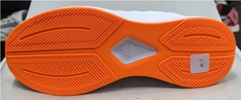 کتونی ادیداس لایت موشن ، وارداتی ساخت ویتنام سایز ۴۱ تا ۴۵ . فروش بصورت عمده و تک . Adidas Light Motion