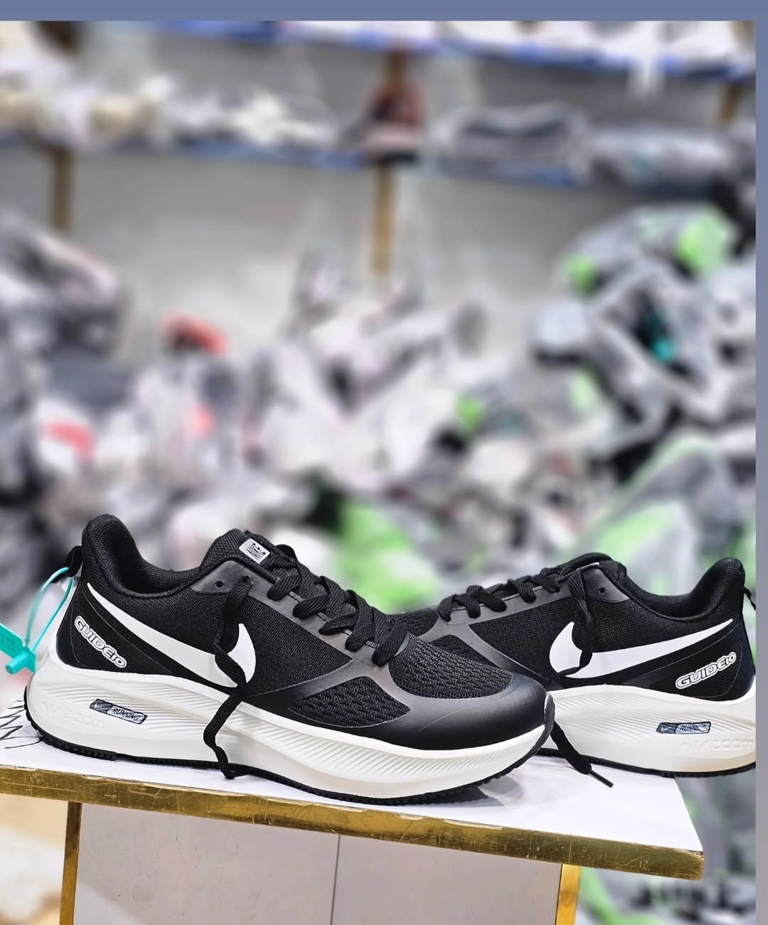 خرید نایک رانینگ گاید10 guide ساخت ویتنام سایز۴۰تا ۴۵ .فروش بصورت عمده و تک . Nike guide 10