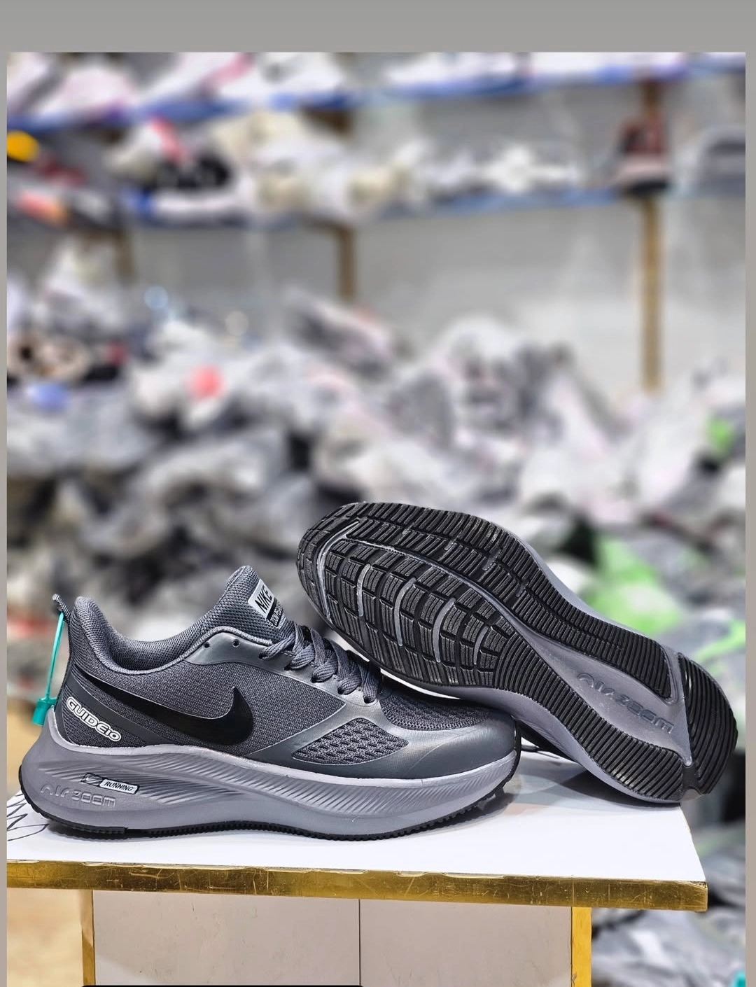 خرید نایک رانینگ گاید10 guide ساخت ویتنام سایز۴۰تا ۴۵ .فروش بصورت عمده و تک . Nike guide 10