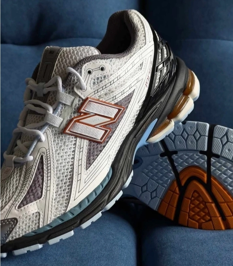 کتونی نیوبالانس 1906وارداتی ویتنام سایز ۴۰ تا ۴۵ تنوع در چند رنگ جذاب .newbalance 1906
