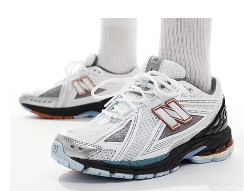 کتونی نیوبالانس 1906وارداتی ویتنام سایز ۴۰ تا ۴۵ تنوع در چند رنگ جذاب .newbalance 1906