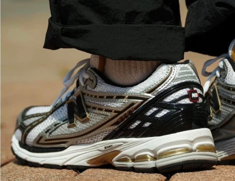 کتونی نیوبالانس ۱۹۰۶ وارداتی ویتنام سایز ۴۰ تا ۴۵ تنوع در چند رنگ جذاب . Newbalance 9060