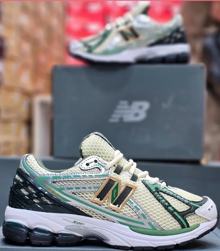 کتونی نیوبالانس ۱۹۰۶وارداتی ویتنام سایز ۴۰ تا ۴۵ تنوع در چند رنگ جذاب . Newbalance 9060