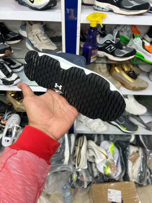 بوت اندرارمورمدل هاورداون ضد آب ، وارداتی ویتنام , کیفیت بالا سایز ۴۰ تا ۴۵ ، under armour