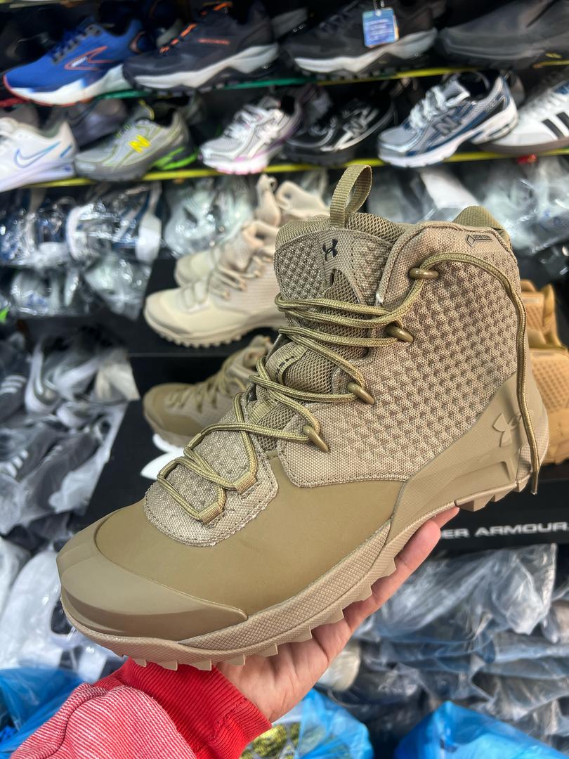کفش ویتنامی گورتکس آندرارمور ، وارداتی ویتنام فروش بصورت عمده و تک سایز ۴۰ تا ۴۵ .under armour infil hike
