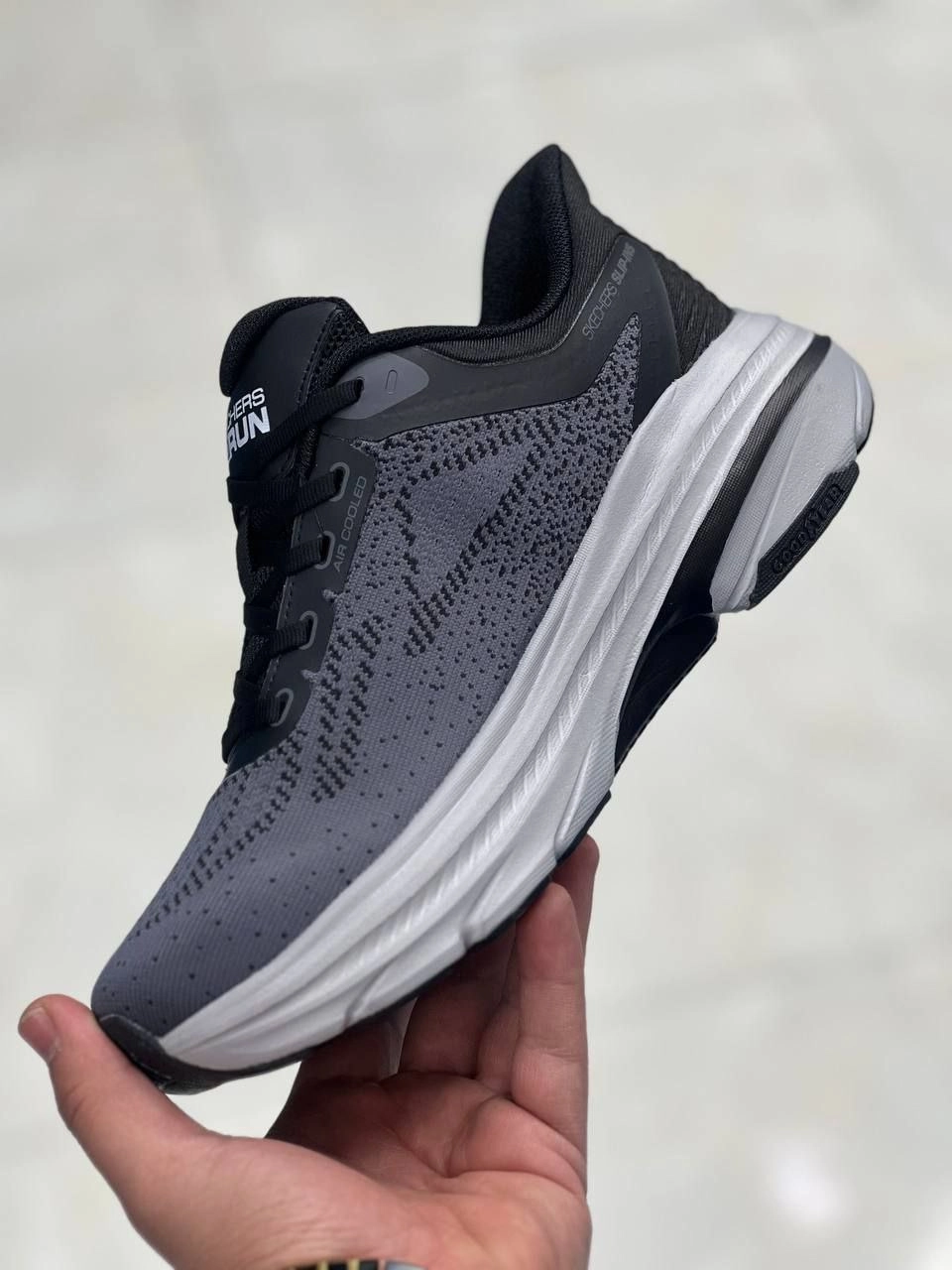کتونی ویتنامی اسکیچرز وارداتی ویتنام سایز ۴۰ تا ۴۵ فروش بصورت عمده و تک . Skechers Gorun