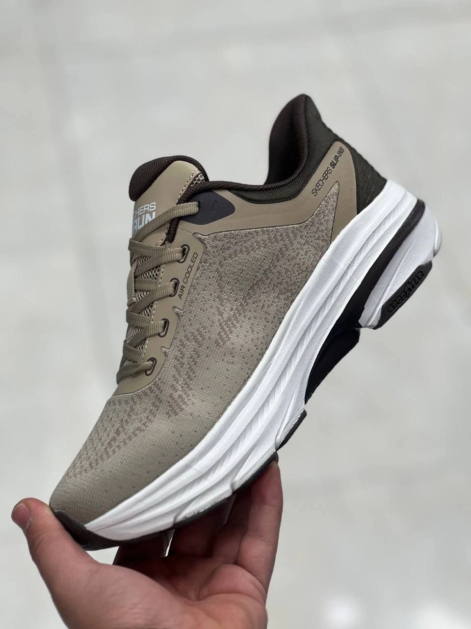کتونی ویتنامی اسکیچرز وارداتی ویتنام سایز ۴۰ تا ۴۵ فروش بصورت عمده و تک . Skechers Gorun