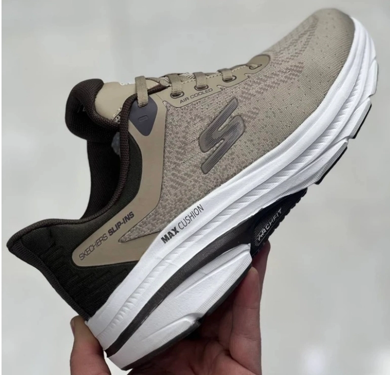 کتونی ویتنامی اسکیچرز وارداتی ویتنام سایز ۴۰ تا ۴۵ فروش بصورت عمده و تک . Skechers Gorun