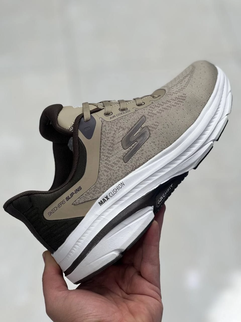 کتونی ویتنامی اسکیچرز وارداتی ویتنام سایز ۴۰ تا ۴۵ فروش بصورت عمده و تک . Skechers Gorun