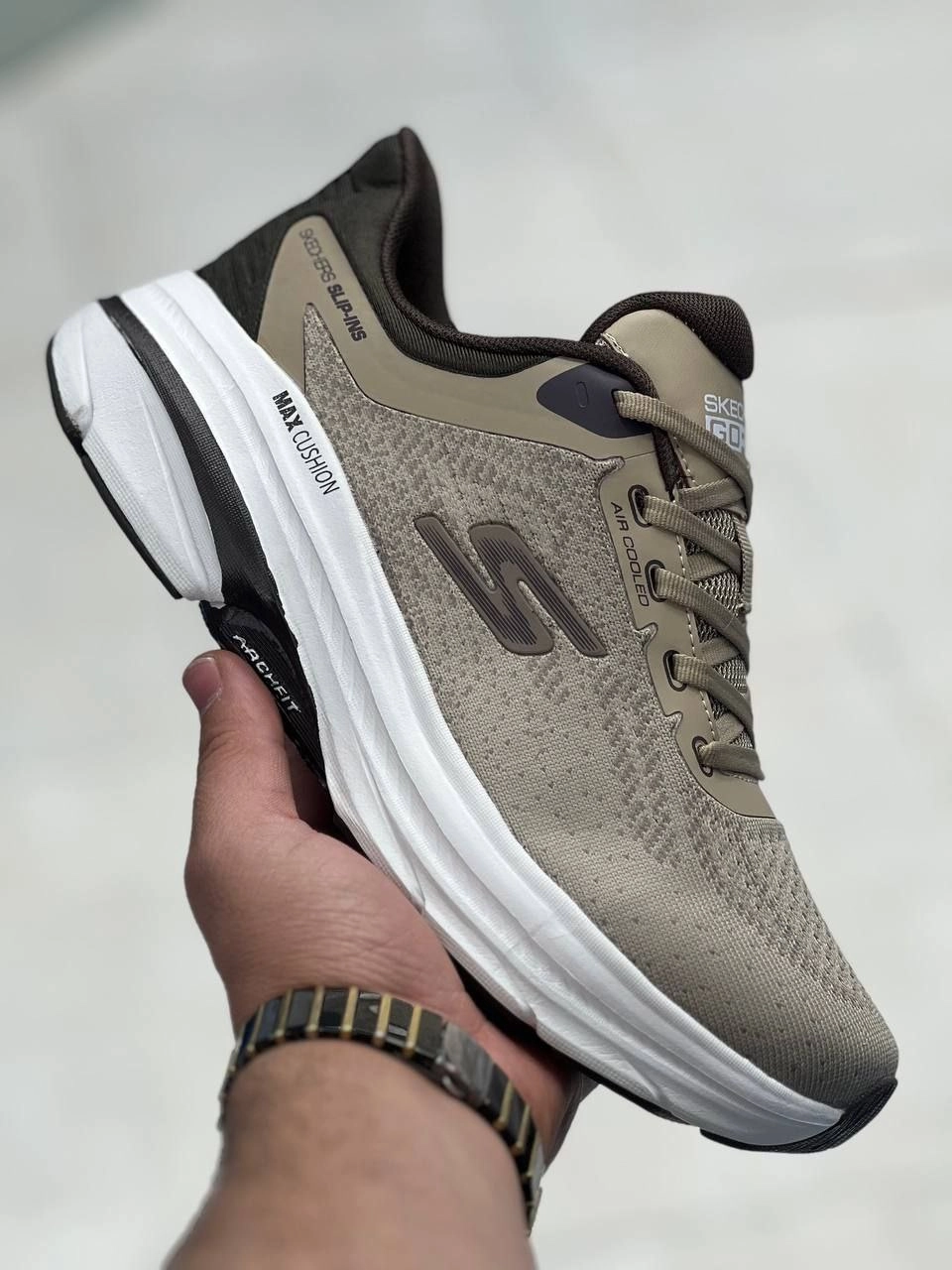 کتونی ویتنامی اسکیچرز وارداتی ویتنام سایز ۴۰ تا ۴۵ فروش بصورت عمده و تک . Skechers Gorun