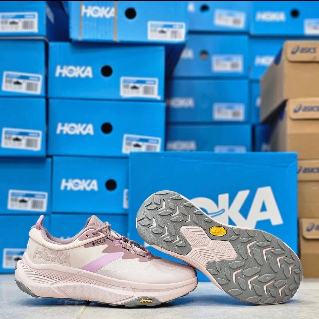 هوکا ترانسپورت Hoka Transport VietnamHoka گورتکس ضد آب . وارداتی ویتنام سایز ۳۷ تا ۴۵ ست جذاب زنانه و مردانه ، فروش بصورت عمده و تک . Hoka Transport
