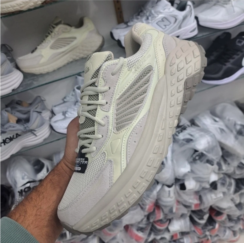 کفش ویتنامی اسکیچرز ، ساخت ویتنام ، سایز ۴۰ تا ۴۵ فروش بصورت عمده و تک . Skechers 232744BBK