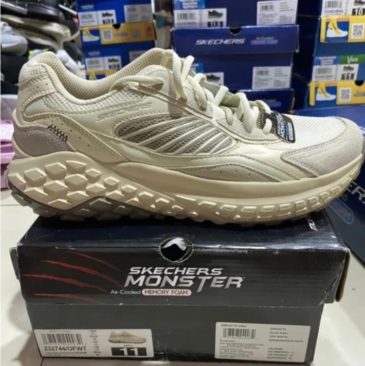 کتونی اسکیچرز /Skechers 232744 BBK / ساخت ویتنام وارداتی / سایز ۴۰ تا ۴۵ /فروش بصورت عمده و تک /