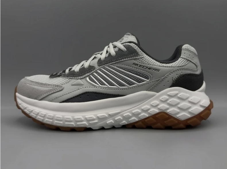 کفش اسکیچرز/Skechers 232744 BBK /ساخت ویتنام وارداتی/سایز ۴۰ تا ۴۵/ فروش بصورت عمده و تک /