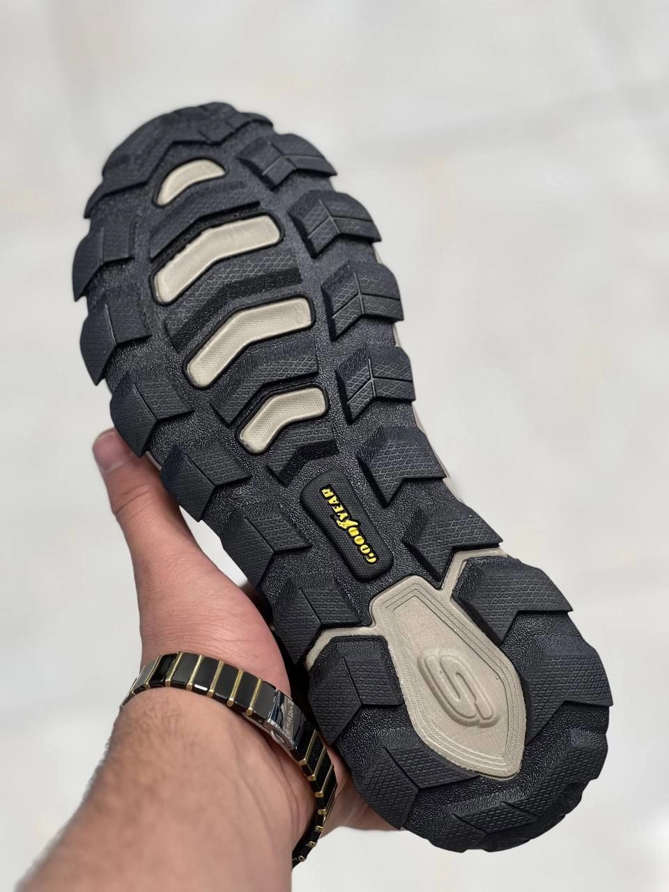 کتونی اسکیچرز کپسولی مکس پروتکتSkechers Max Protect Erkek ساخت ویتنام . سایز۴۰ تا ۴۵ . تنوع در چند رنگ جذاب .فروش بصورت عمده و تک .Skechers Max Protect Erkek Vietnam
